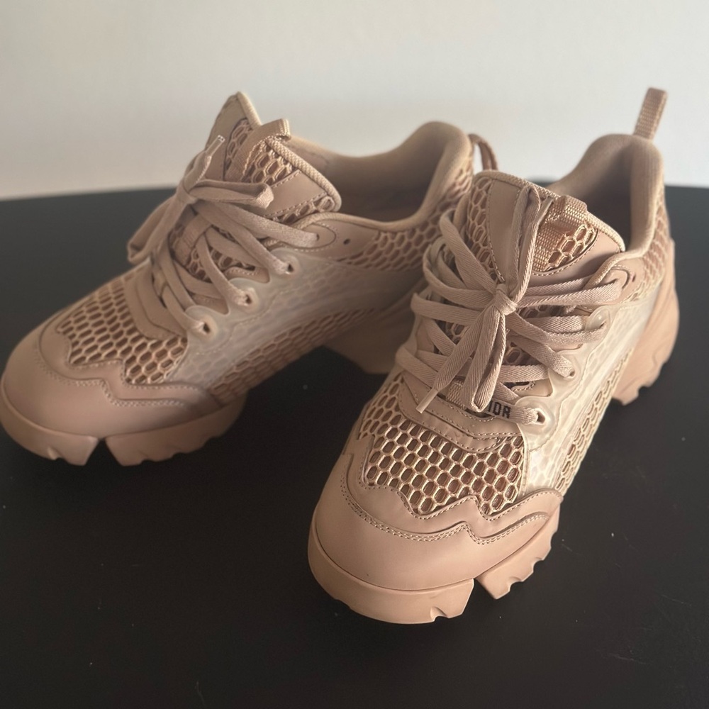 Dior D-Connect Sneaker - Picture 3 of 5